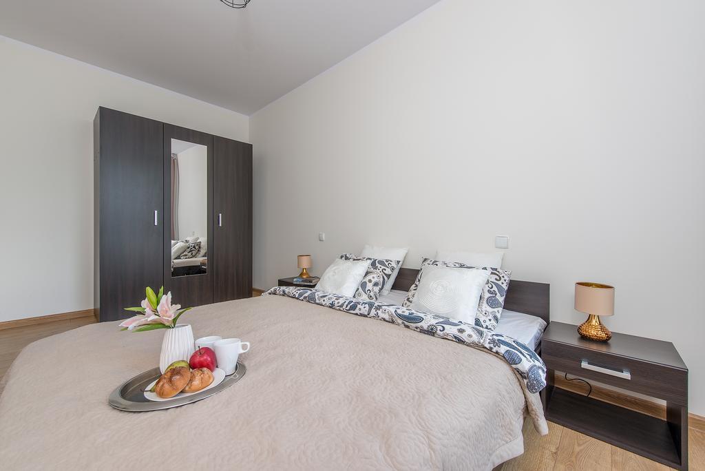 ורשה P&O Apartments Wola Tarasy מראה חיצוני תמונה